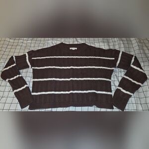 Aeropostale Women's Chocolate and White Crewneck Sweater